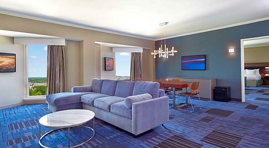 Hilton Newark Airport