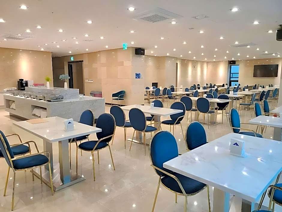 CS Hotel