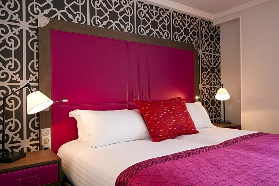 Phileas Hotel