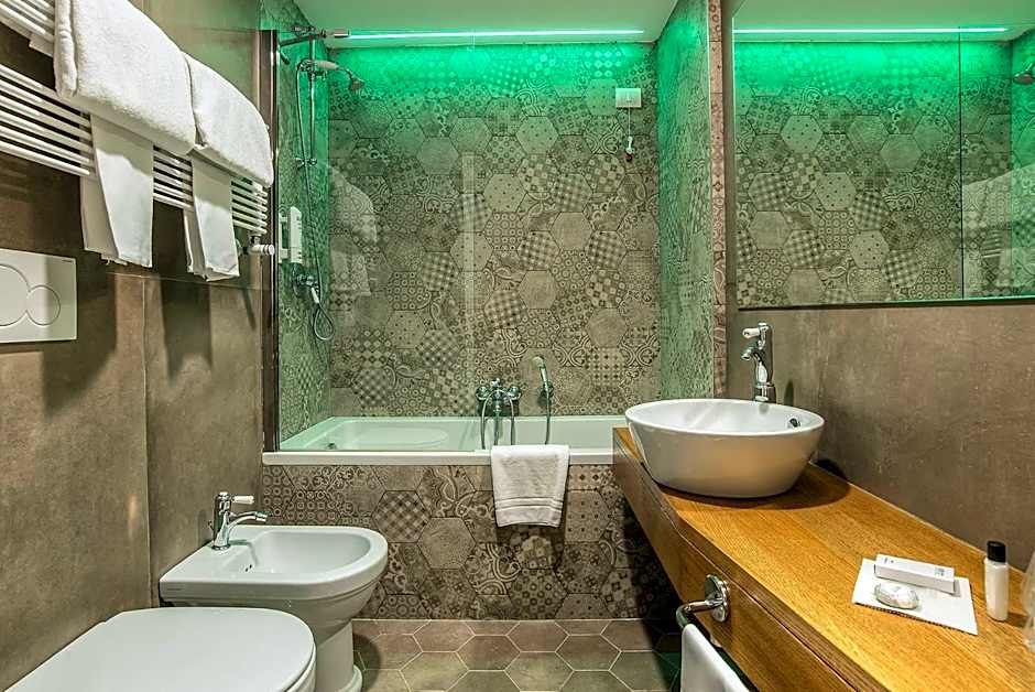 Elite Hotel