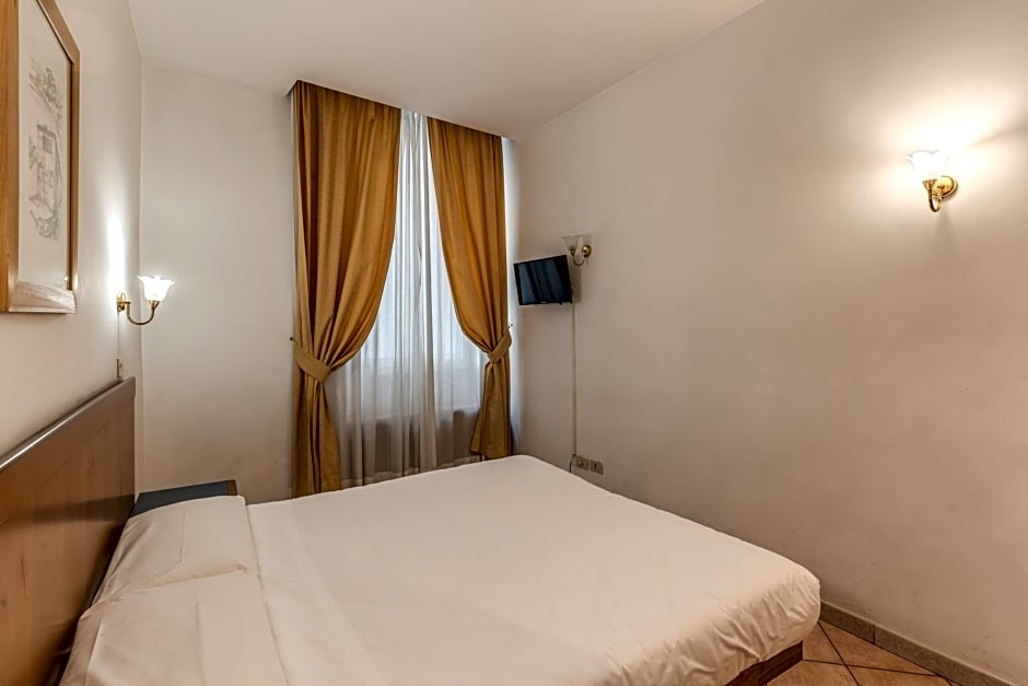 Hotel Pomezia
