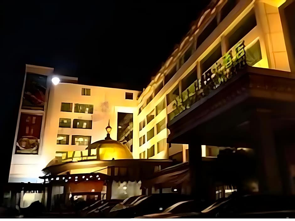 Yijian Holiday Hotel