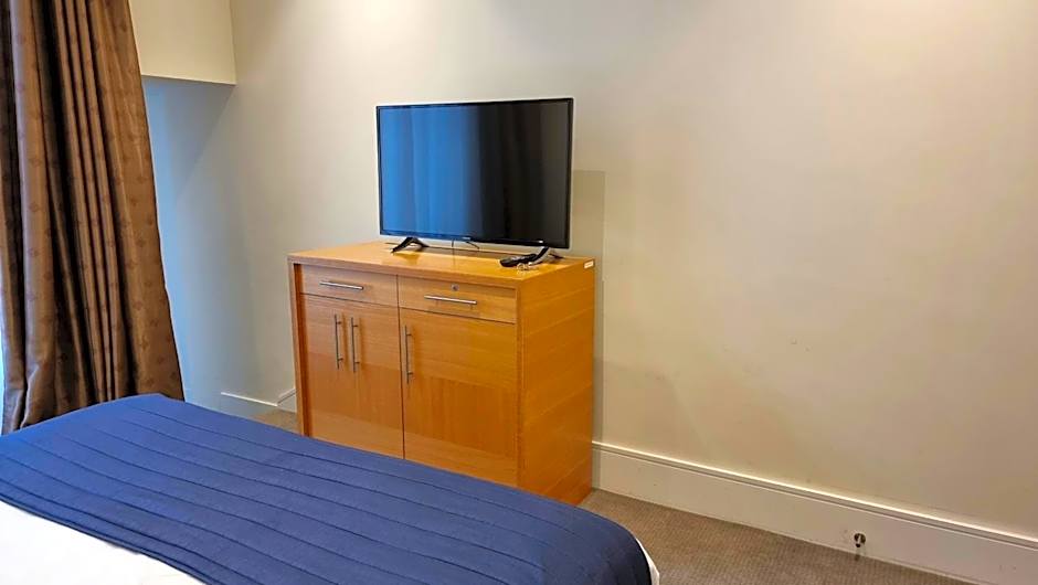 The Park City Grand Plaza Kensington Hotel