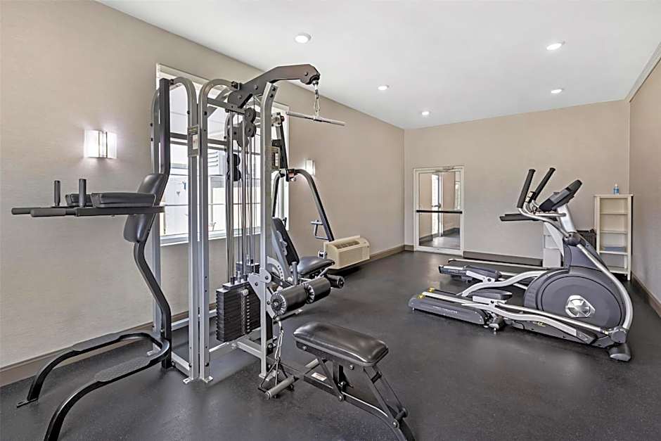 Best Western Cooperstown Inn & Suites