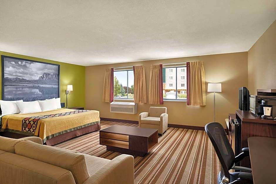 Super 8 by Wyndham S Jordan/Sandy/Slc Area