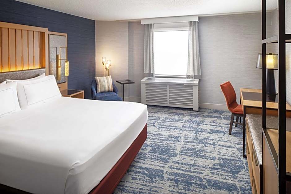 DoubleTree by Hilton Silver Spring DC North