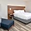Holiday Inn Express & Suites Omaha Airport By IHG