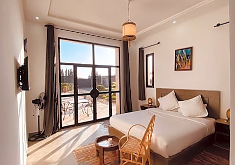 Double Room with Pool Access