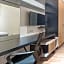 ROOM Hotel & Suites