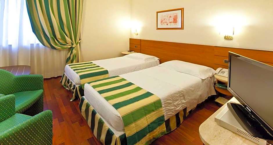 Hotel Mirage Sure Hotel Collection by Best Western