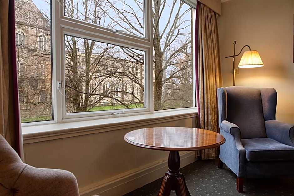 Winchester Wessex Hotel by Sunday