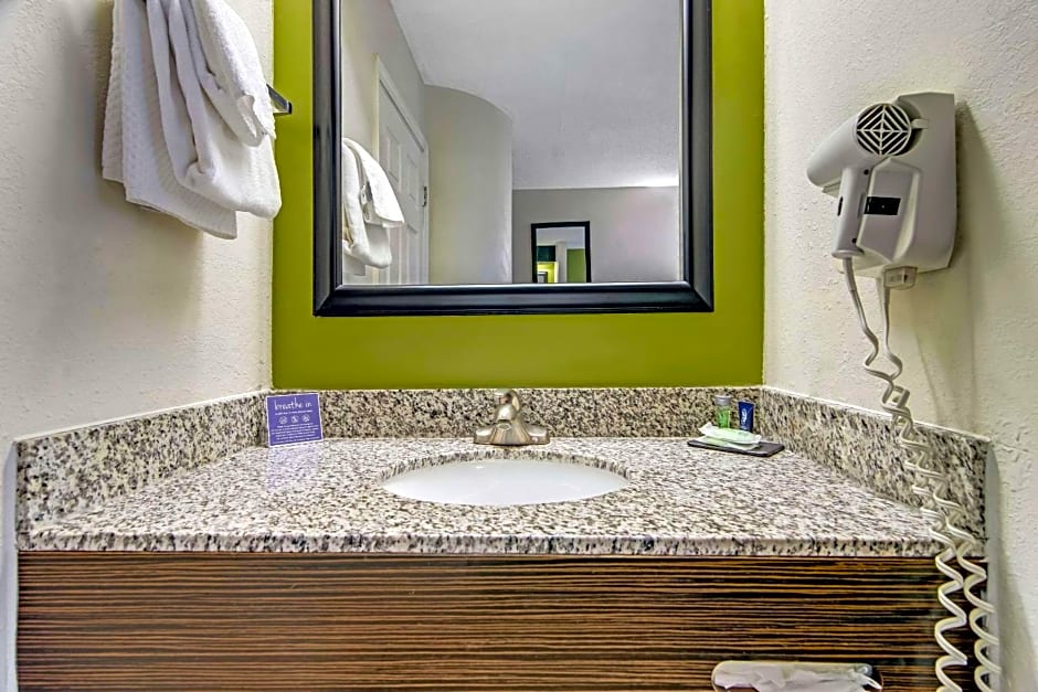Sleep Inn near I-80 and I-94