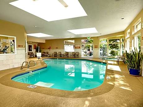 Crystal Inn Hotel & Suites - Salt Lake City