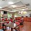 Quality Inn & Suites Ann Arbor Hwy 23
