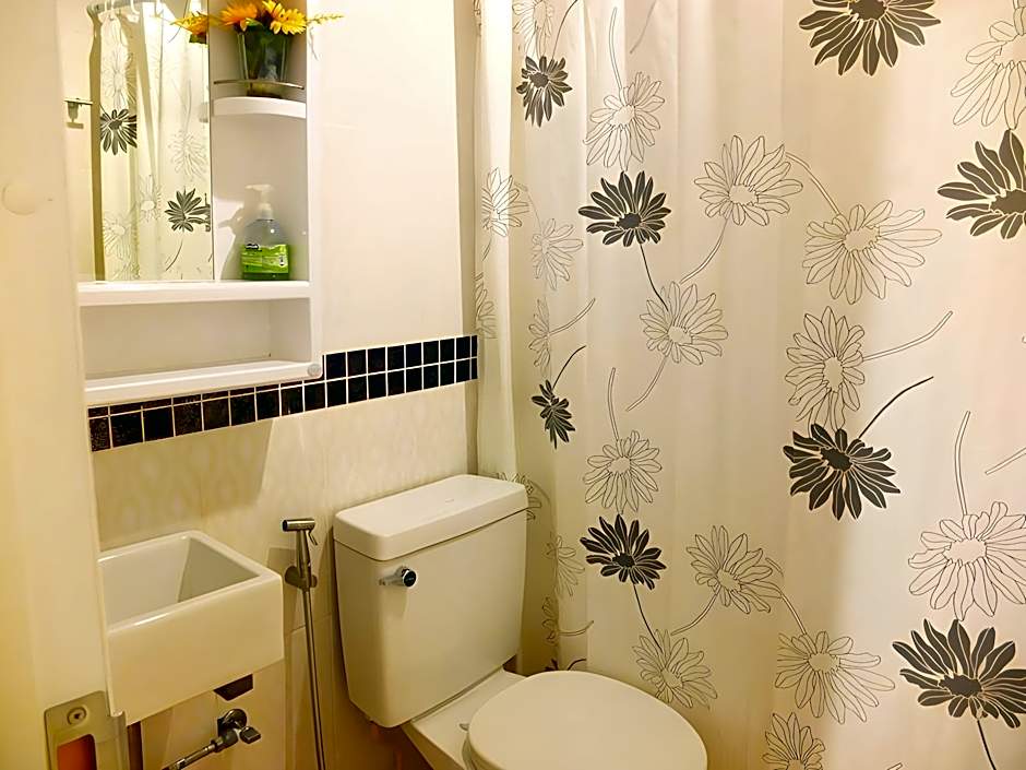 Baan Term Fun Saen Suk