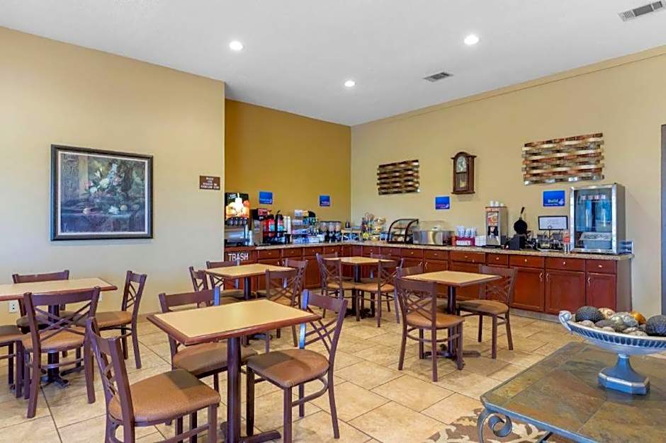 Best Western Taylor Inn