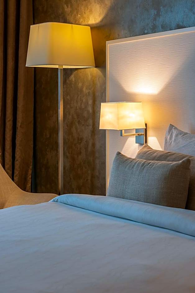 Remal Hotel & Villas Al Dhannah City