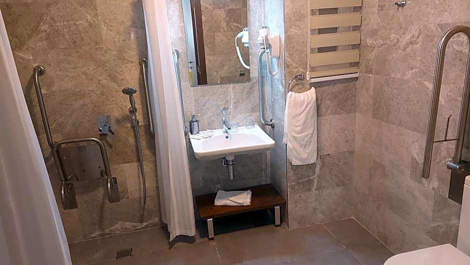 Antoniel Suites