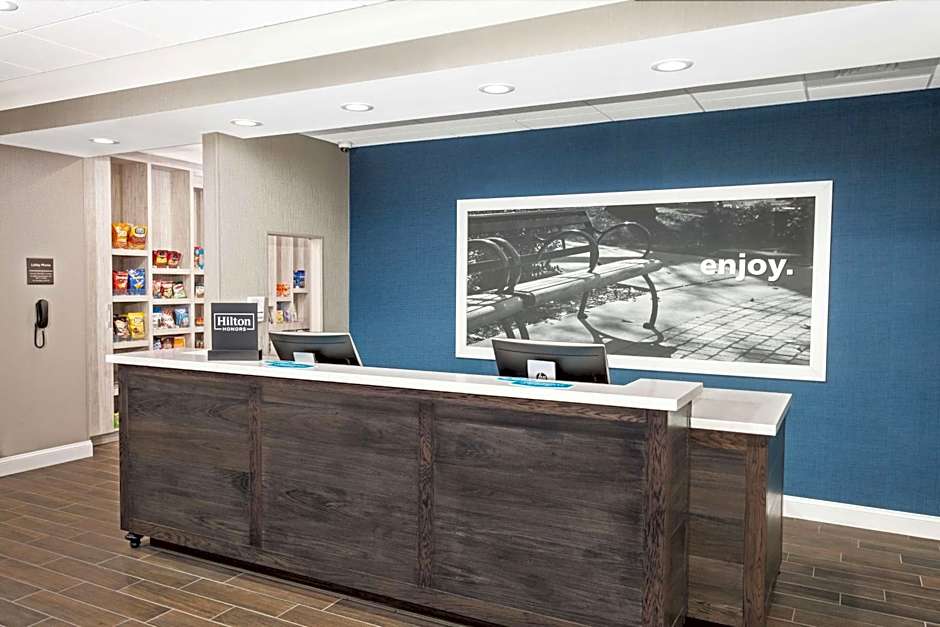 Hampton Inn By Hilton Kennebunk Kennebunkport ME