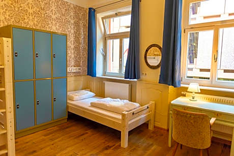 Bed in 5-Bed Dormitory Room