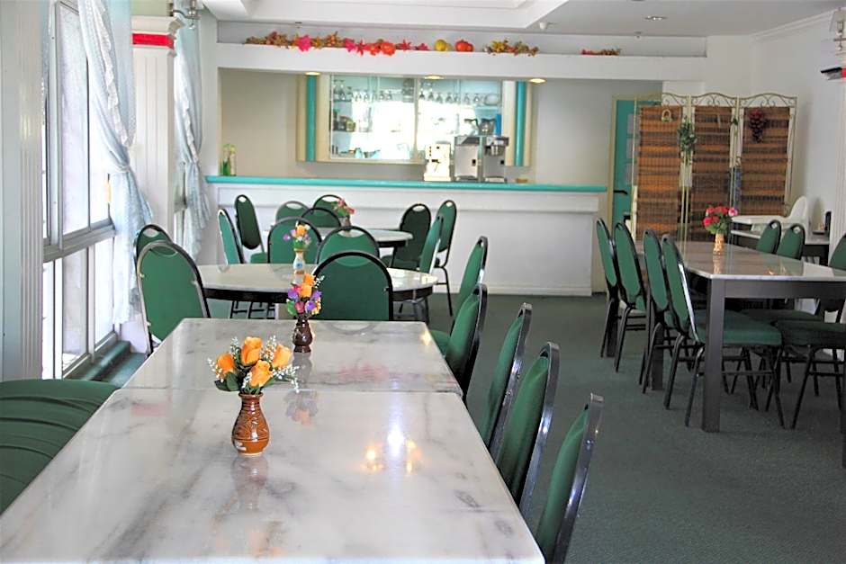 Miri Hotel