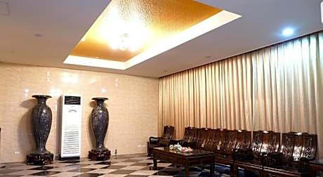 Gin Jian Commerical Hotel