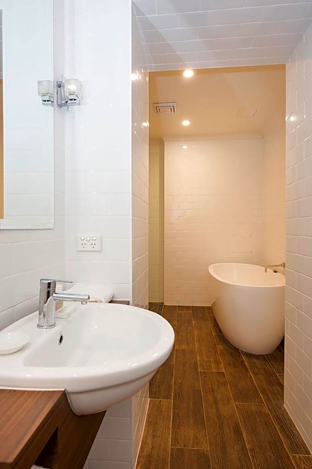 Perry Street Boutique Hotel