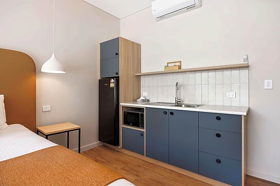 Comfort Inn Regal Park