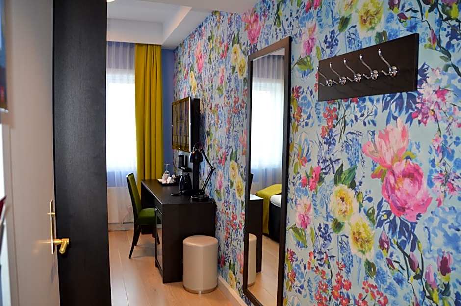 Thon Hotel Moldefjord