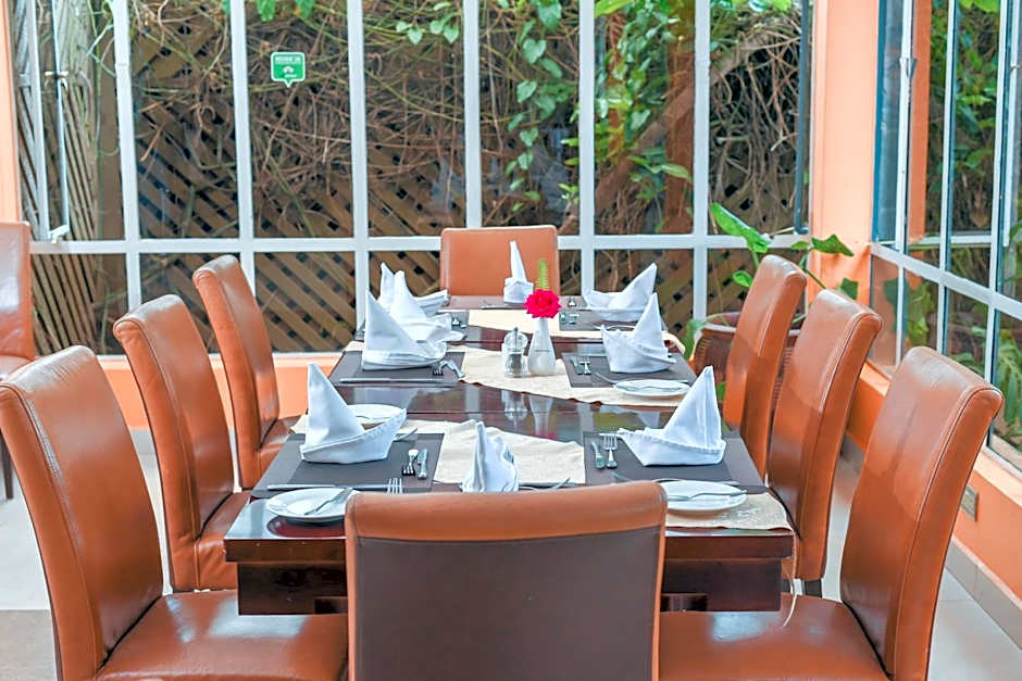 Falcon Heights Hotel