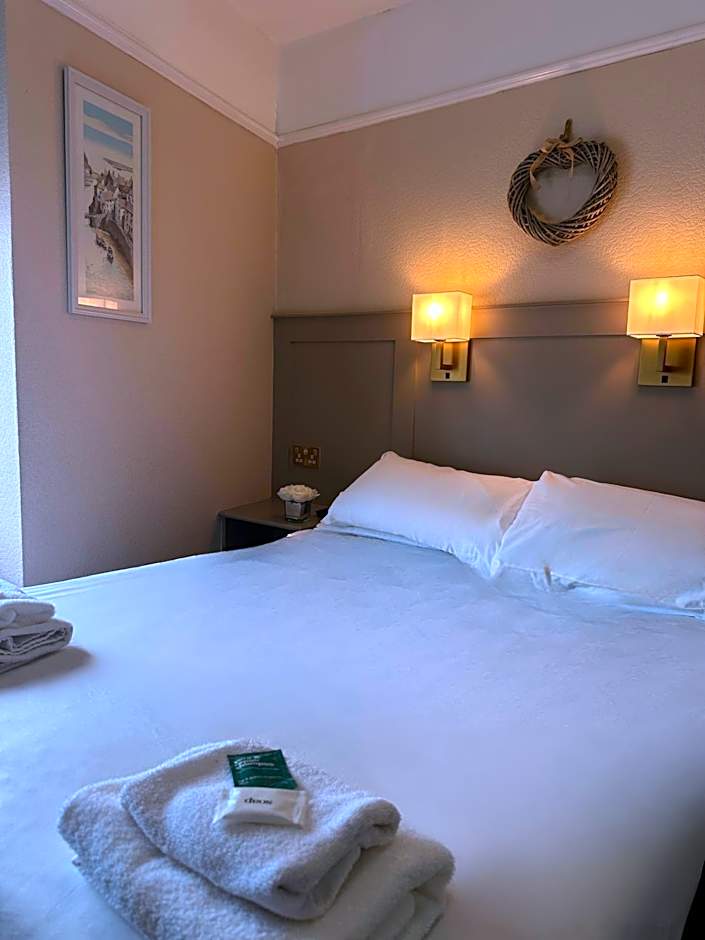 Clarence House Hotel