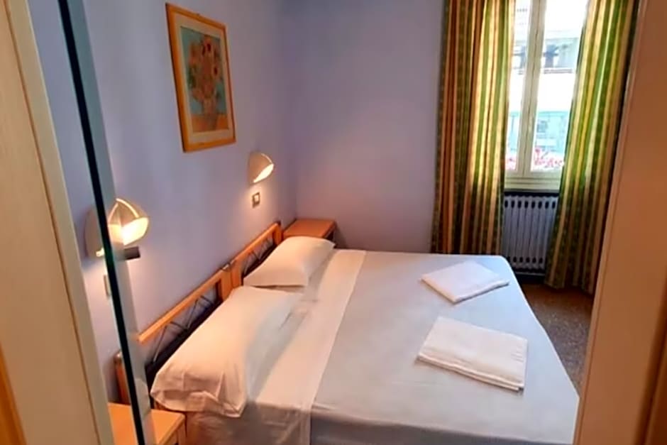 Hotel Sud Est