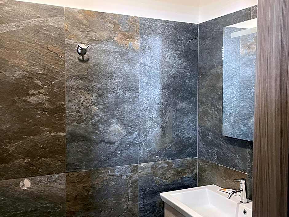 Poste Regie - Milan Guest House