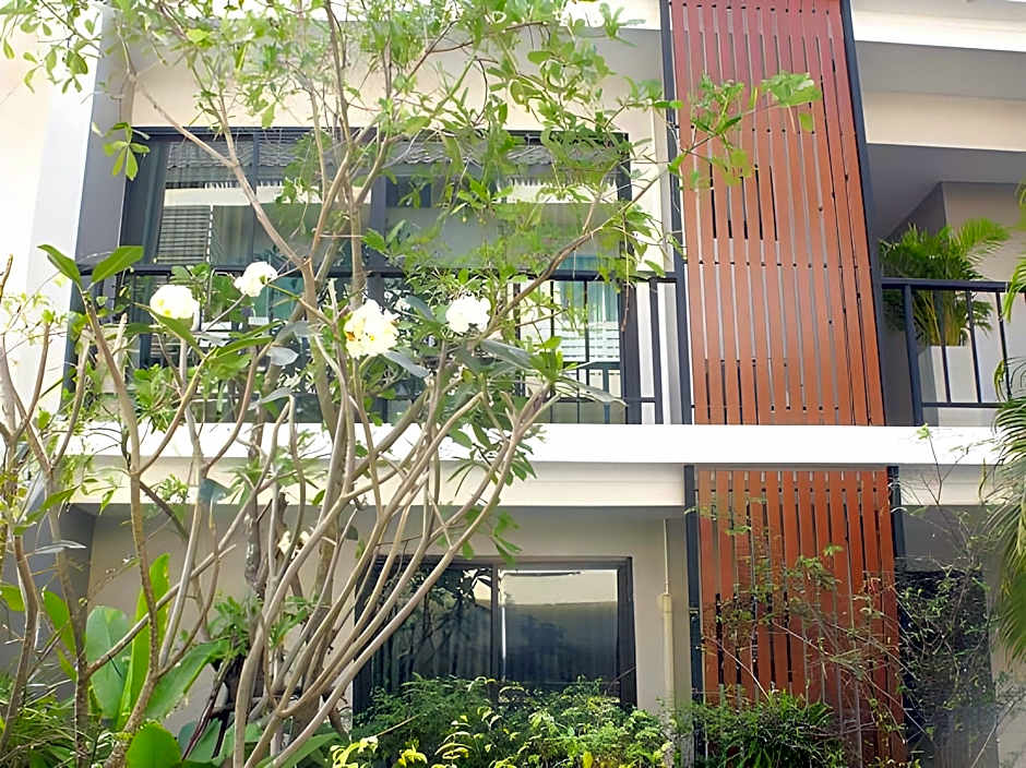 Chaba Place
