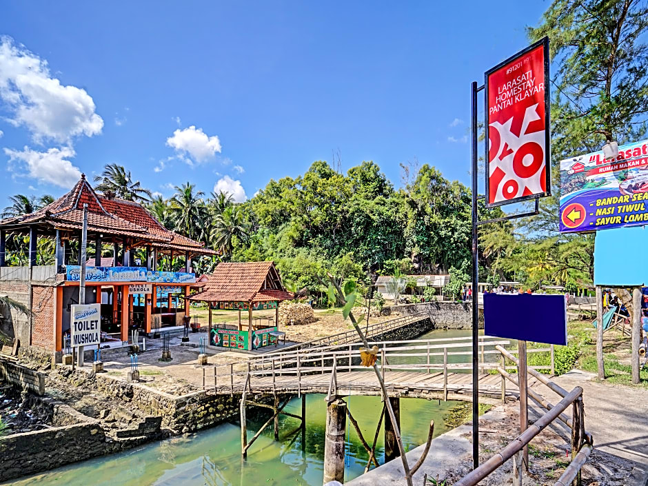 Oyo 91201 Larasati Homestay Pantai Klayar
