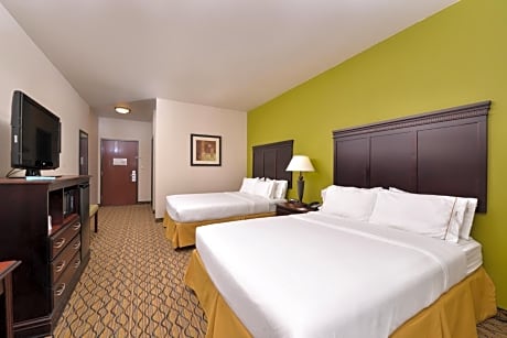 Standard Queen Room with Two Queen Beds
