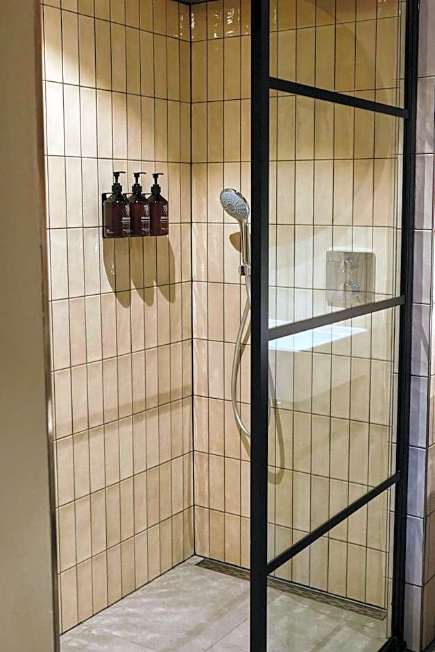 Boutique Hotel & Restaurant Frenchie