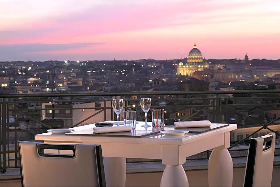 Sina Bernini Bristol, Autograph Collection