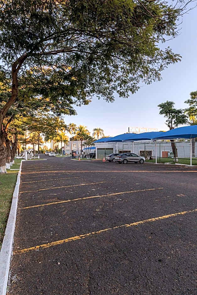 Hotel Dan Inn Uberaba & Convenções By Nacional Inn