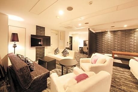 Executive Room with Tatami Area - Smoking