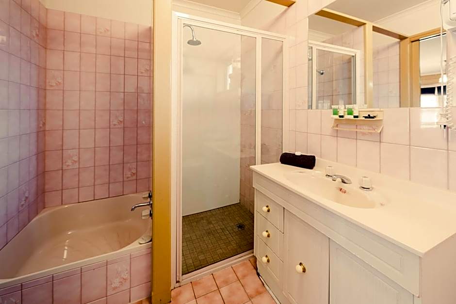 castlemaine colonial motel