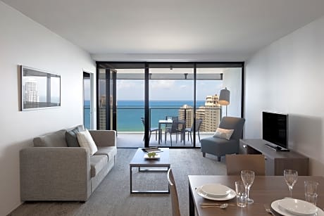 1 Bedroom Ocean Spa Apartment