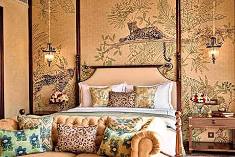 Luxury Room with Sitout