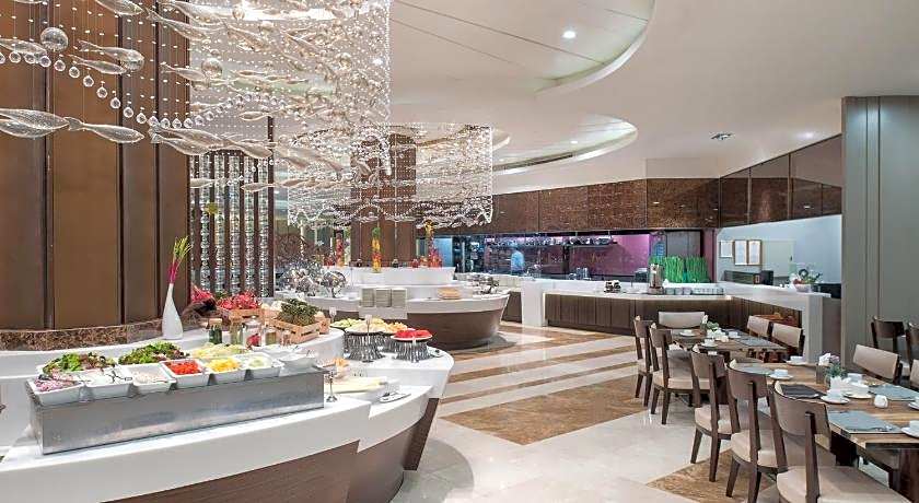 The Berkeley Hotel Pratunam (SHA Plus)