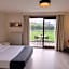 Hotel Westendia and Free Parking Top Breakfast