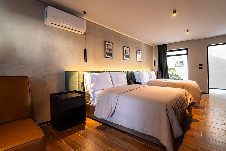 Hotel Alcala Expo