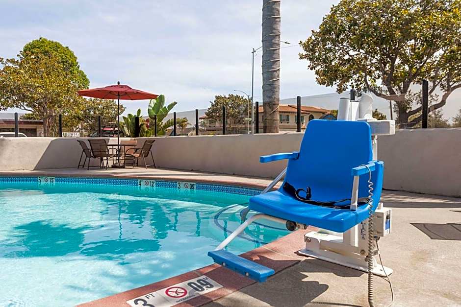 Days Inn by Wyndham Santa Maria