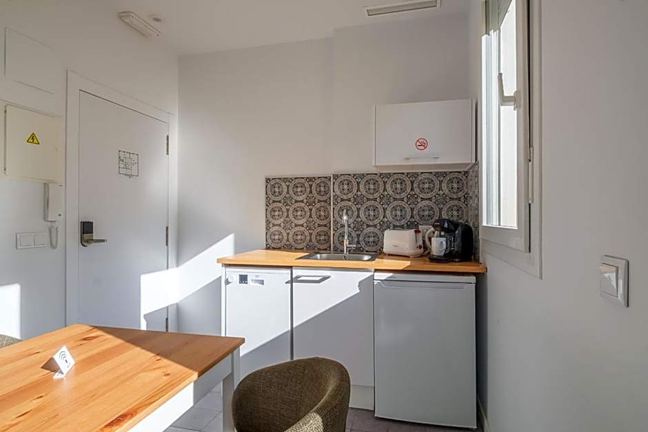 Marvellous Apt with a Large Private Terrace