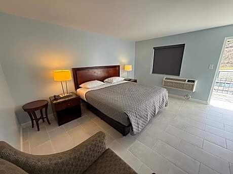 Imperial Inn by OYO Tazwell