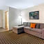 La Quinta Inn & Suites by Wyndham Rockford